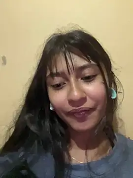 Snapshot of Noa_lau chatting on June 23, 2026, 5:27 am Noa lau online show from June 23, 2026, 5:27 am