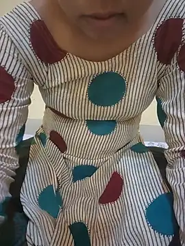 Snapshot of Seema_yadav01 chatting on May 25, 2026, 4:56 am Seema yadav01 online show from May 25, 2026, 4:56 am