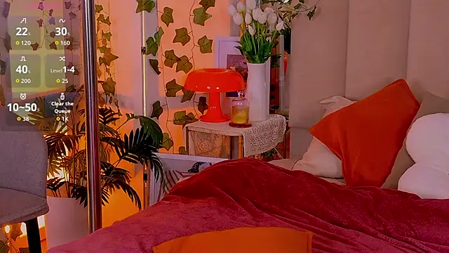 Flora DeVille online show from May 25, 2026, 6:17 pm