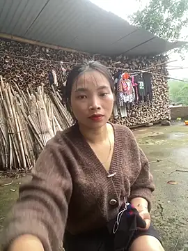 Snapshot of Samso-si chatting on May 2, 2026, 7:57 am Samso-si online show from May 2, 2026, 7:57 am