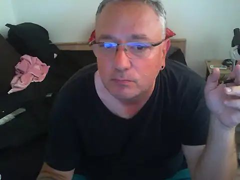 Snapshot of GeorgeCarlo chatting on June 5, 2026, 11:27 am GeorgeCarlo online show from June 5, 2026, 11:27 am