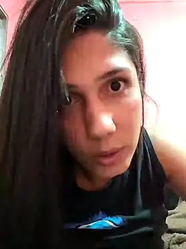 Snapshot of nessaflors2 chatting on May 13, 2026, 1:23 am nessaflors2 online show from May 13, 2026, 1:23 am