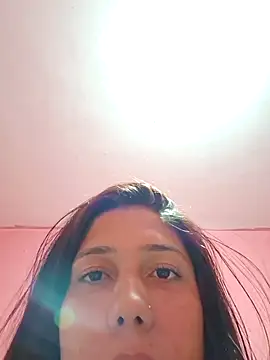 Snapshot of nessaflors2 chatting on July 23, 2026, 4:36 pm nessaflors2 online show from July 23, 2026, 4:36 pm
