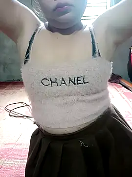 Snapshot of Lily_Henry chatting on May 3, 2026, 11:52 pm Lily Henry online show from May 3, 2026, 11:52 pm