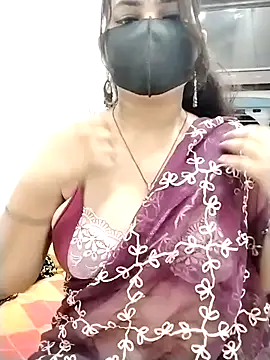 Snapshot of sexyy_nidhii chatting on June 17, 2026, 6:40 pm sexyy nidhii online show from June 17, 2026, 6:40 pm