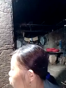 Snapshot of daisyy2 chatting on June 9, 2026, 10:22 pm daisyy2 online show from June 9, 2026, 10:22 pm