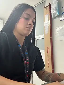 marianm29-1 online show from May 17, 2026, 12:49 pm