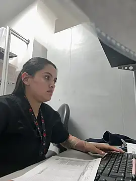 marianm29-1 online show from June 3, 2026, 2:44 pm