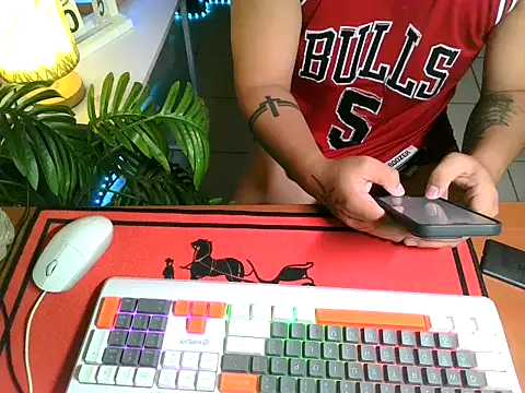 Ashtonfuckingboi online show from May 9, 2026, 3:10 am