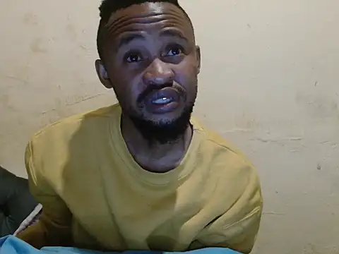 Snapshot of xxTroyX chatting on June 22, 2026, 9:12 pm xxTroyX online show from June 22, 2026, 9:12 pm