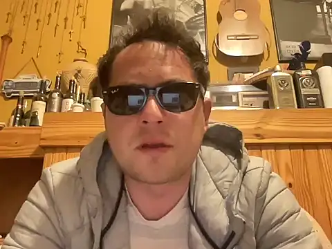 alecsgzz online show from May 14, 2026, 10:29 pm