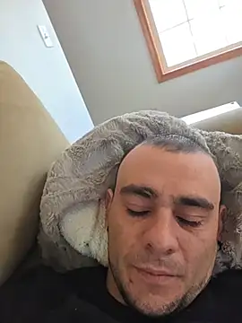 latinleo420 online show from May 7, 2026, 3:26 pm