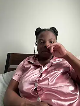 Snapshot of princesselizabeth chatting on May 13, 2026, 12:23 pm princesselizabeth online show from May 13, 2026, 12:23 pm