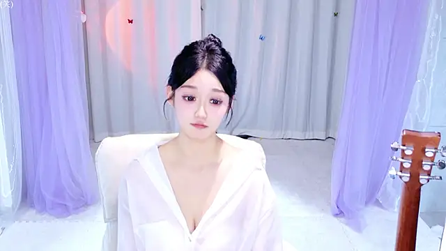Snapshot of Wa-Nini chatting on May 16, 2026, 11:53 am Wa-Nini online show from May 16, 2026, 11:53 am