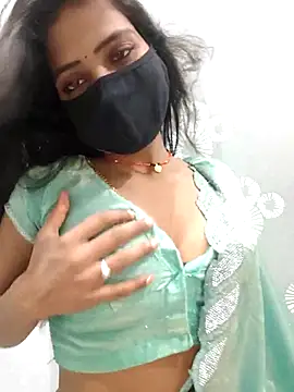 Snapshot of Hot_Candy77 chatting on June 24, 2026, 12:48 pm Hot Candy77 online show from June 24, 2026, 12:48 pm