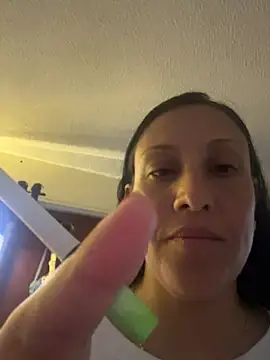 Snapshot of Cloe-Fire chatting on June 5, 2026, 11:16 am Cloe-Fire online show from June 5, 2026, 11:16 am