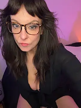 Snapshot of EvaGx chatting on May 23, 2026, 4:22 am EvaGx online show from May 23, 2026, 4:22 am