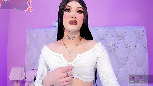 Snapshot of Lexxy_Mattell chatting on June 19, 2026, 5:24 am Lexxy Mattell online show from June 19, 2026, 5:24 am