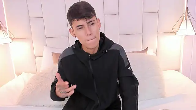 Snapshot of JacobFerrer chatting on May 26, 2026, 5:44 pm JacobFerrer online show from May 26, 2026, 5:44 pm
