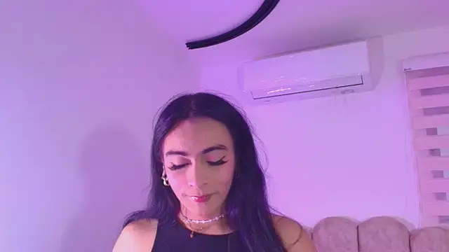 Snapshot of Malaia_thompson_ chatting on May 21, 2026, 11:51 am Malaia thompson online show from May 21, 2026, 11:51 am