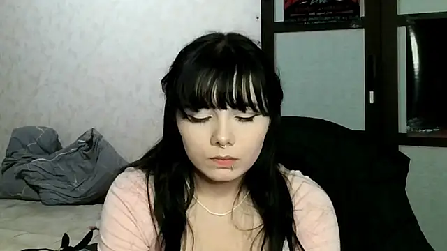 Snapshot of gothicq chatting on June 27, 2026, 9:43 pm gothicq online show from June 27, 2026, 9:43 pm