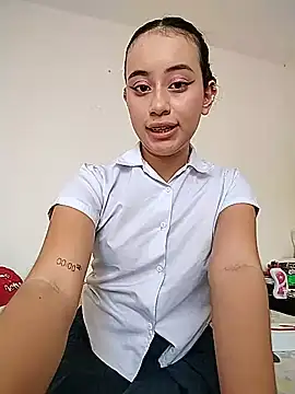 L0lita Emi12 online show from June 11, 2026, 3:20 pm