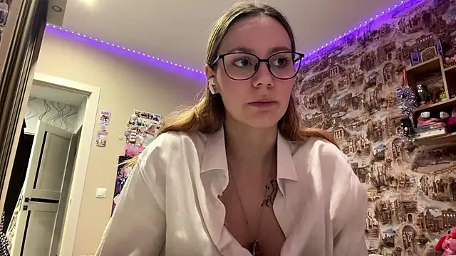 HailingAccess online show from May 6, 2026, 8:46 pm