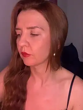 Snapshot of therealgingerr chatting on May 11, 2026, 4:25 am therealgingerr online show from May 11, 2026, 4:25 am