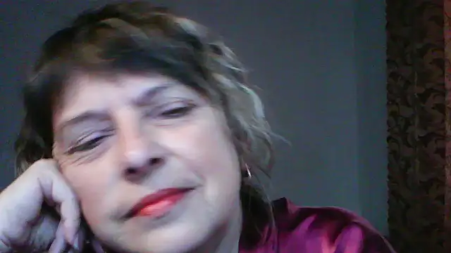 ElizabethGorden online show from May 11, 2026, 3:19 am