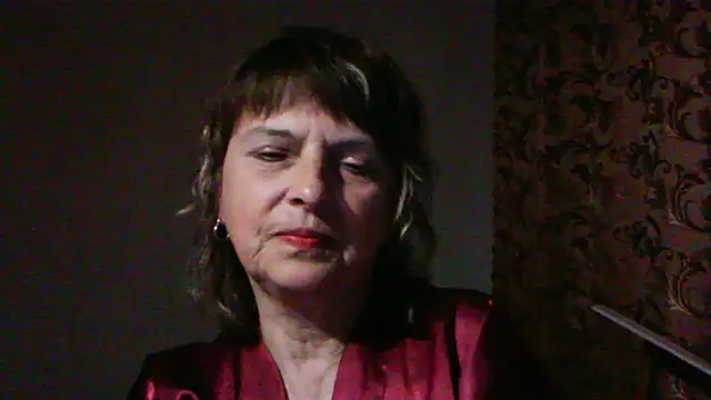 ElizabethGorden online show from May 19, 2026, 6:26 pm