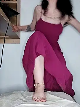 Goddessm00n1 online show from May 11, 2026, 7:00 pm