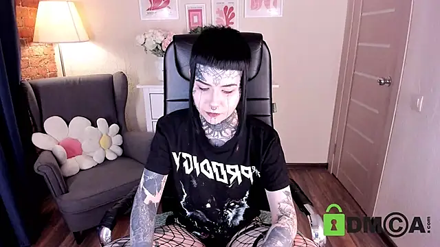 Snapshot of Bloood__Mary chatting on May 7, 2026, 8:56 pm Bloood Mary online show from May 7, 2026, 8:56 pm