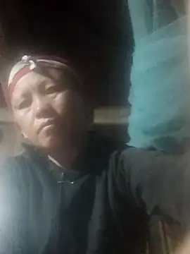 yeuanh1 online show from May 5, 2026, 10:02 pm