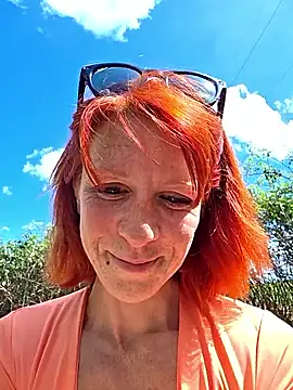 PoppyBoop online show from May 8, 2026, 1:26 pm