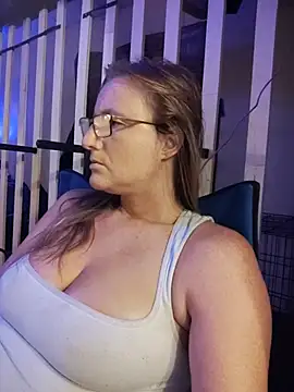 Queenle91 online show from May 31, 2026, 3:34 am