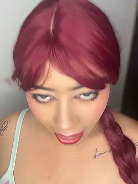 Snapshot of Erikaafox chatting on June 16, 2026, 4:01 am Erikaafox online show from June 16, 2026, 4:01 am
