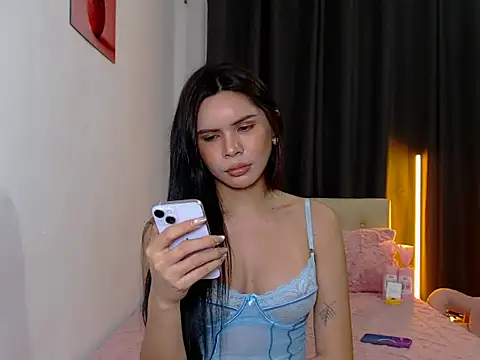 Snapshot of Alexandra_Kenn chatting on June 10, 2026, 9:54 am Alexandra Kenn online show from June 10, 2026, 9:54 am