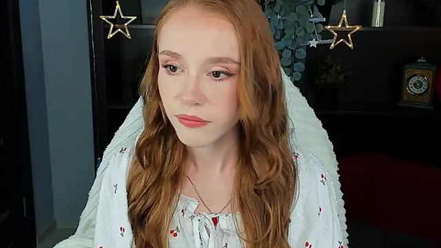Snapshot of MilaSiren chatting on June 7, 2026, 9:47 am MilaSiren online show from June 7, 2026, 9:47 am