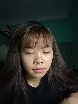 Snapshot of Cry_sexy chatting on May 14, 2026, 10:45 am Cry sexy online show from May 14, 2026, 10:45 am