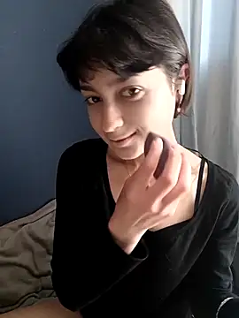 Snapshot of zyranoct chatting on May 25, 2026, 9:41 am zyranoct online show from May 25, 2026, 9:41 am