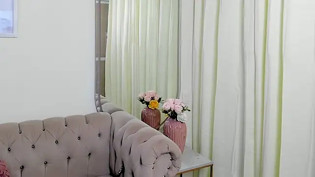 Snapshot of Melody_vixxenx chatting on May 28, 2026, 10:48 pm Melody vixxenx online show from May 28, 2026, 10:48 pm