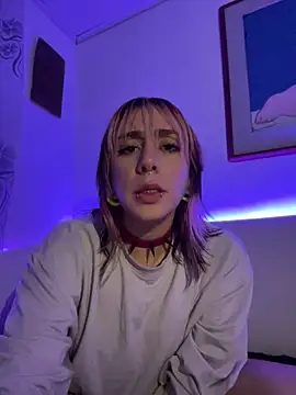 DomBratAmara online show from May 13, 2026, 12:28 am