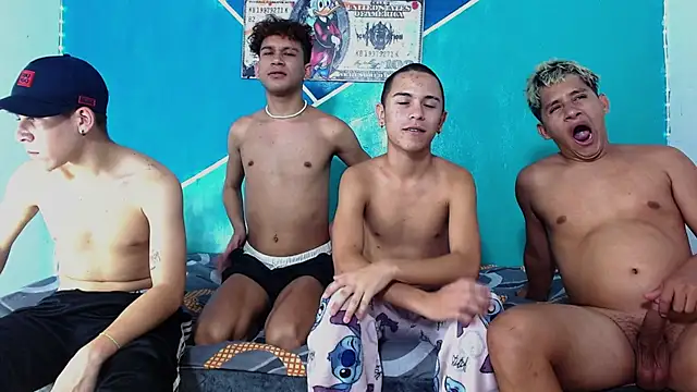 Snapshot of wild_boys_zs chatting on June 25, 2026, 7:13 am wild boys zs online show from June 25, 2026, 7:13 am