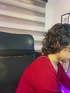 Snapshot of Lusiana__ chatting on May 13, 2026, 1:18 pm Lusiana online show from May 13, 2026, 1:18 pm