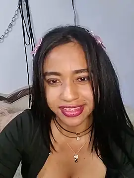 Snapshot of Sharonhunter chatting on May 14, 2026, 9:12 pm Sharonhunter online show from May 14, 2026, 9:12 pm