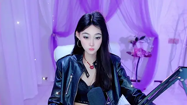 Snapshot of Tili_Lucky chatting on May 16, 2026, 12:42 am Tili Lucky online show from May 16, 2026, 12:42 am