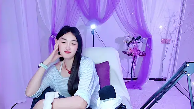 Snapshot of Tili_Lucky chatting on June 12, 2026, 1:09 pm Tili Lucky online show from June 12, 2026, 1:09 pm