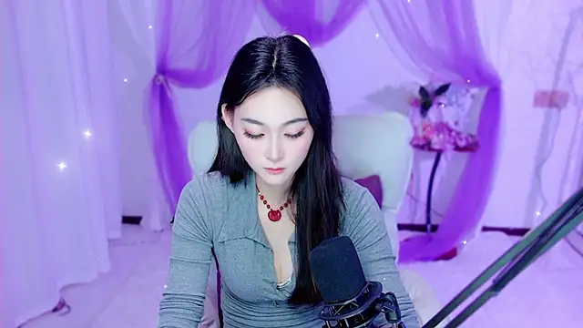 Snapshot of Tili_Lucky chatting on May 12, 2026, 12:22 pm Tili Lucky online show from May 12, 2026, 12:22 pm