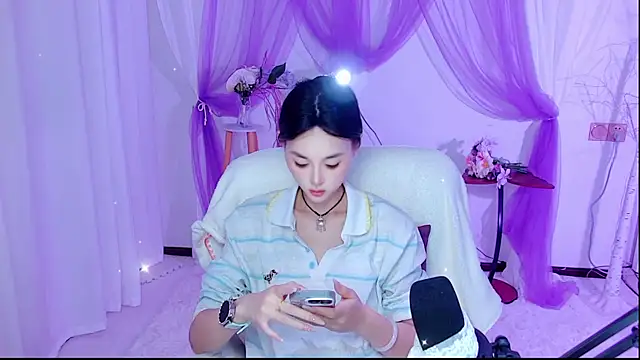 Snapshot of Tili_Lucky chatting on July 15, 2026, 11:06 am Tili Lucky online show from July 15, 2026, 11:06 am