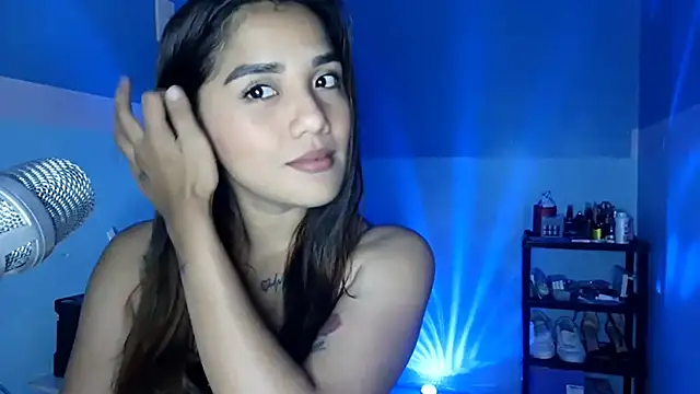 Snapshot of AnneHanacek chatting on May 12, 2026, 11:27 am AnneHanacek online show from May 12, 2026, 11:27 am